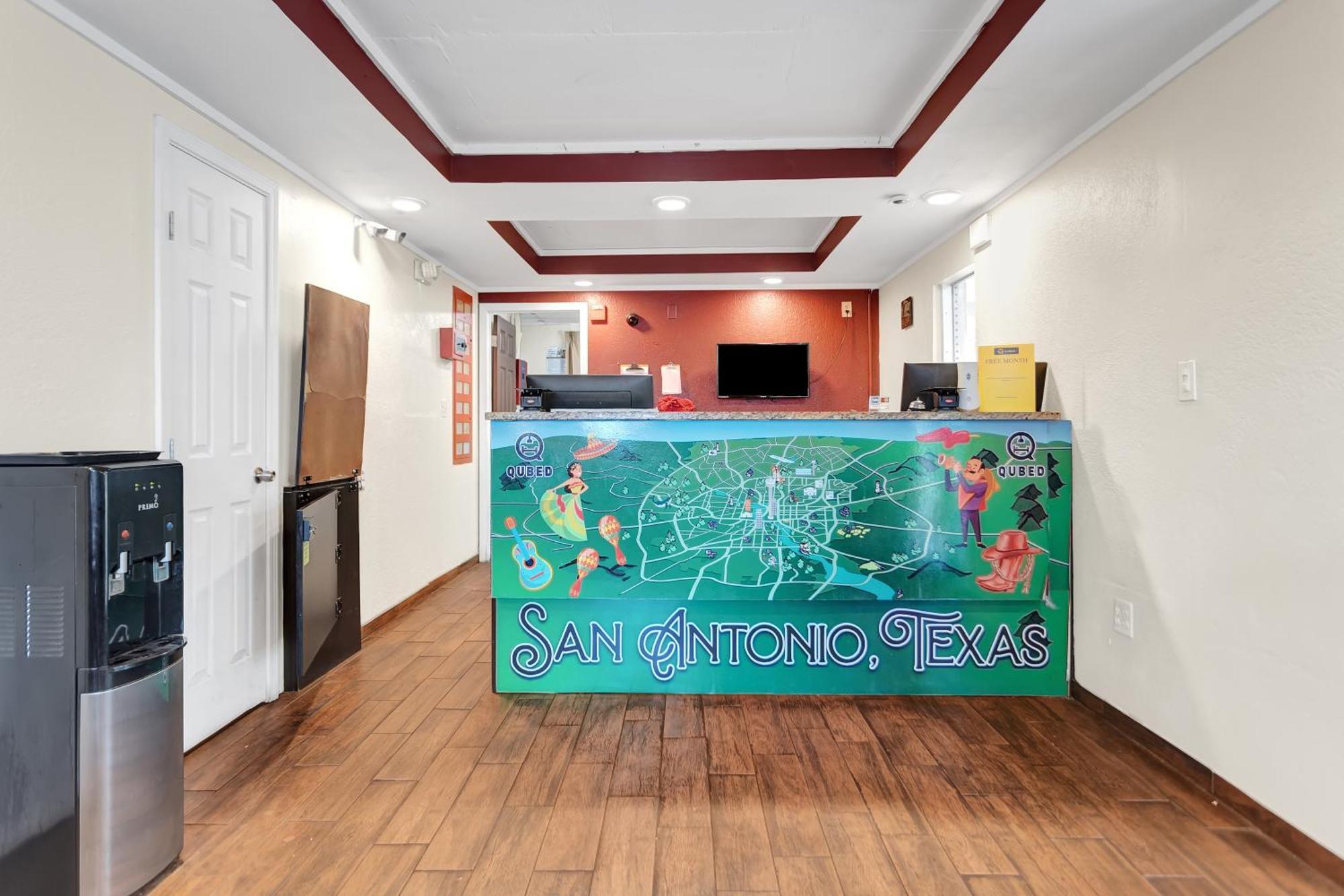 Qubed San Antonio Hotel Ngoại thất bức ảnh